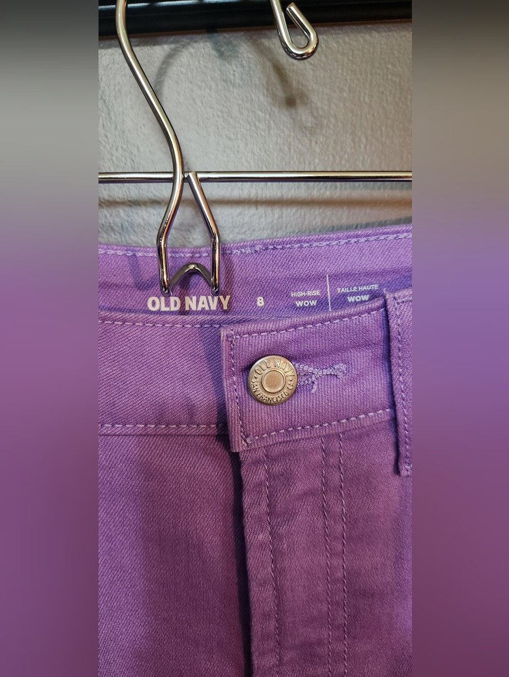Old Navy High Rise Shorts - Picture 2 of 3